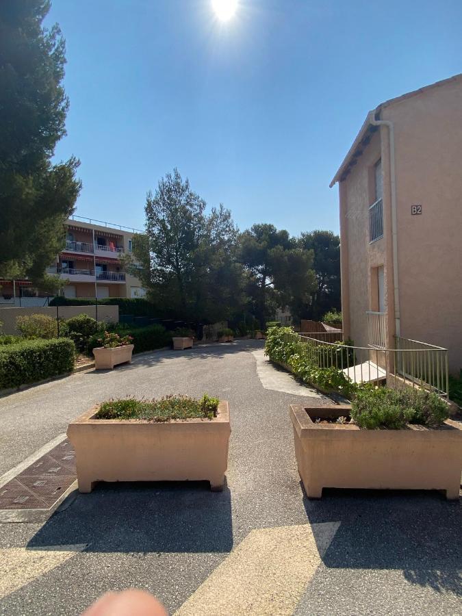 Bandol Studio Apartment Exterior photo